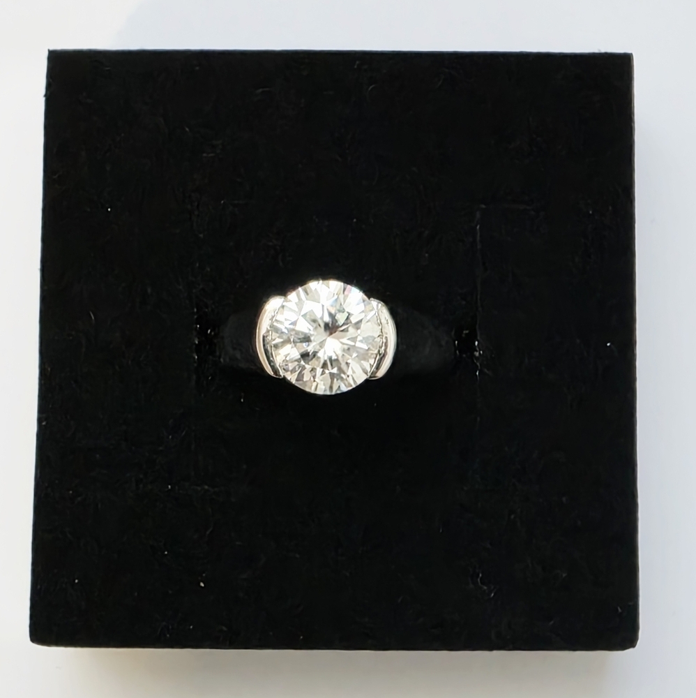 Engagement Ring 2CT Size 6 Moissanite in Solid Silver ASR6111 - Picture 3 of 7